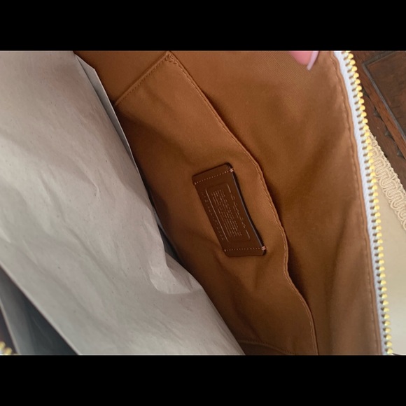 COACH AUTHENTIC Large Paxton Duffle - Picture 8 of 8